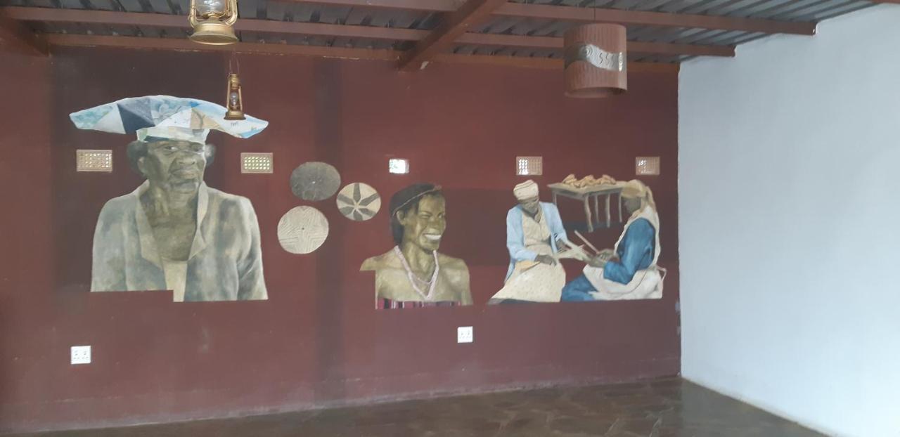 African Sky Guesthouse วินด์ฮุก ภายนอก รูปภาพ